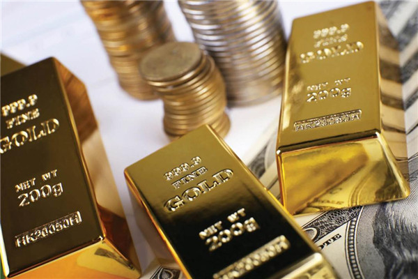 Differences in Trends and Directions of Spot Gold