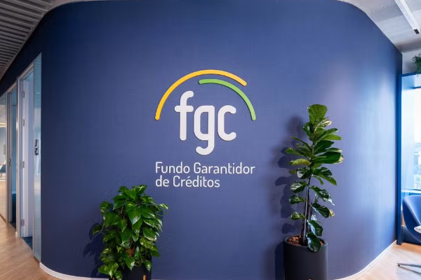 FGC anuncia início do pagamento a investidores do Banco Master