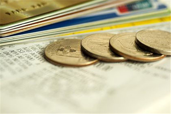 What are Hedging trading Strategy?