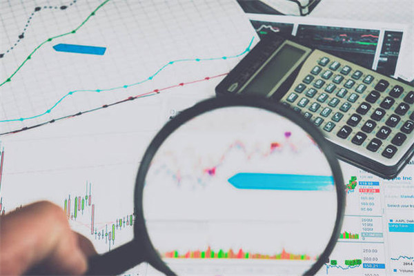 외환 거래에서의 실전투자와 모의투자란?