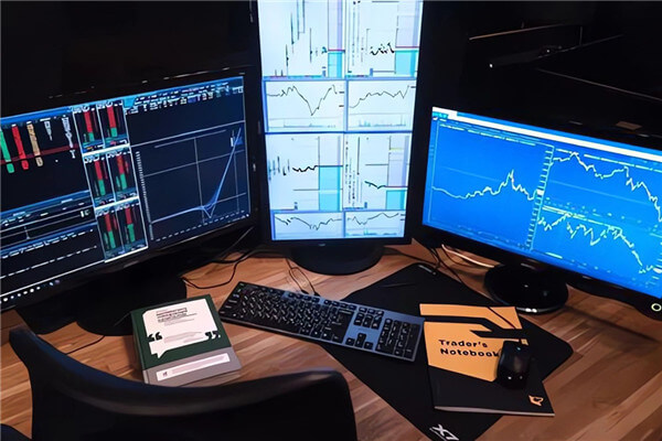 السمات الرئيسية &Amp ; مهارات التجار المحترفين