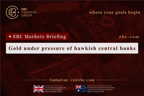 Ouro sob pressão dos bancos centrais hawkish