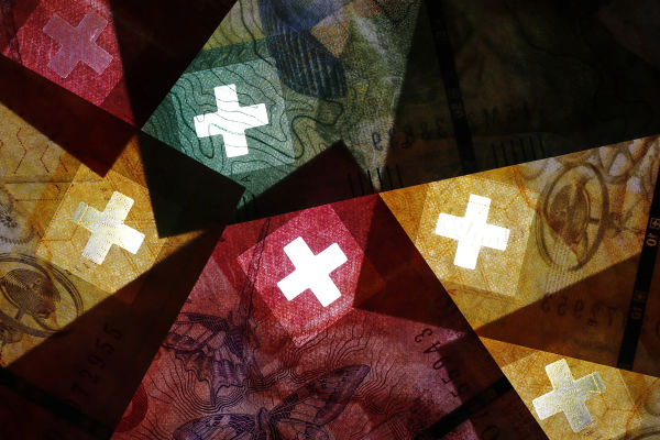 جاذبية الملاذ الآمن: لماذا يتمتع الفرنك السويسري بهذه القوة؟