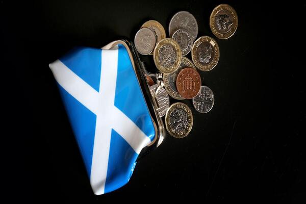 Scotland sử dụng loại tiền tệ nào? Lịch sử & Hiện tại