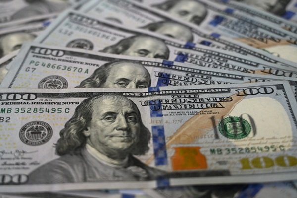 米ドルの現状：欧州とアジアが資産流出・再配を主導