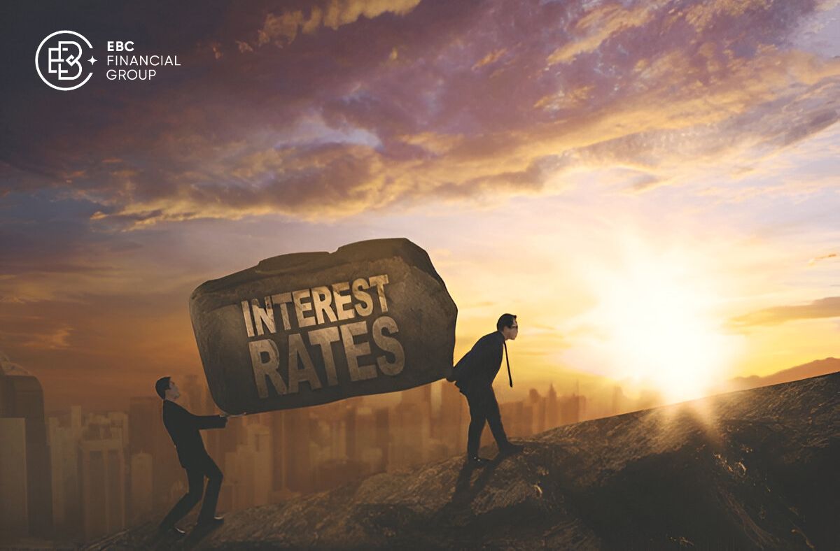 Rủi ro lãi suất (Interest Rate Risk - IRR) là gì?