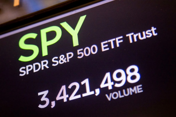 Dasar-dasar ETF SPY: Struktur, Biaya, dan Cara Kerjanya