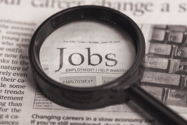 米国失業率発表時間と投資家必読ガイド｜2025年版