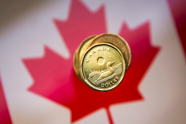 ¿Por qué es tan débil el dólar canadiense? Explicación de 5 factores clave