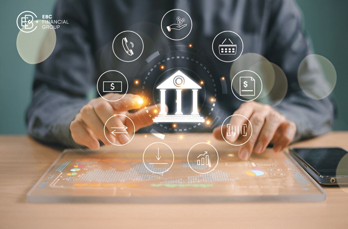 Ngân hàng thương mại là gì? Chức năng, hoạt động, rủi ro