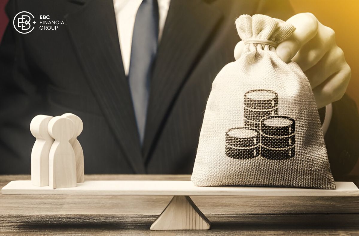 Đầu tư gián tiếp là gì? 5 lợi ích không thể bỏ lỡ