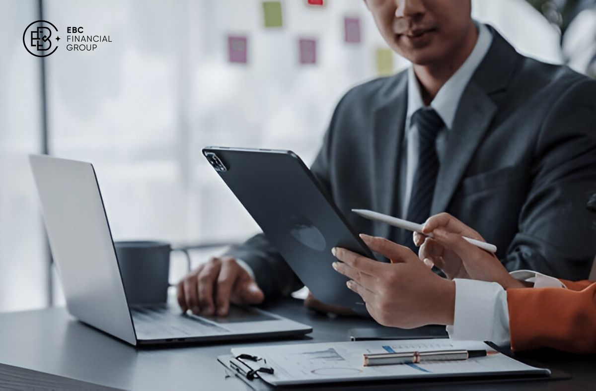 Nhà đầu tư là gì? Cam kết nắm vững sau 10 phút đọc