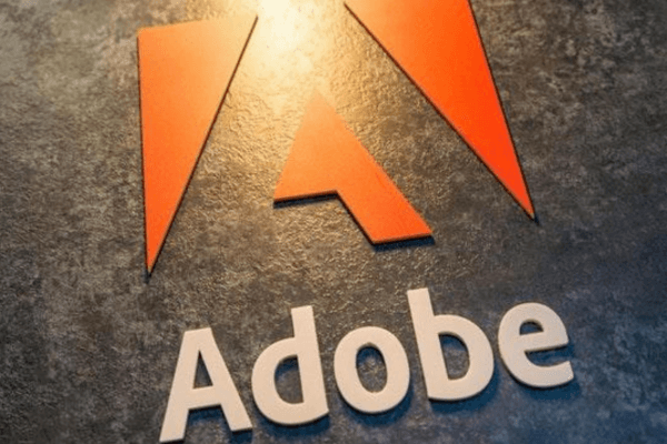 Adobe料金は頻繫に調整、株価は引き上昇?