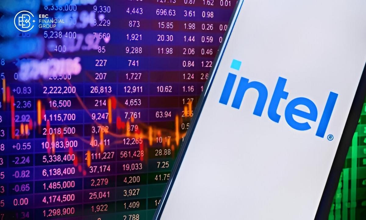 Cổ phiếu Intel (Nasdaq: INTC): Cách mua, so sánh, phân tích giá