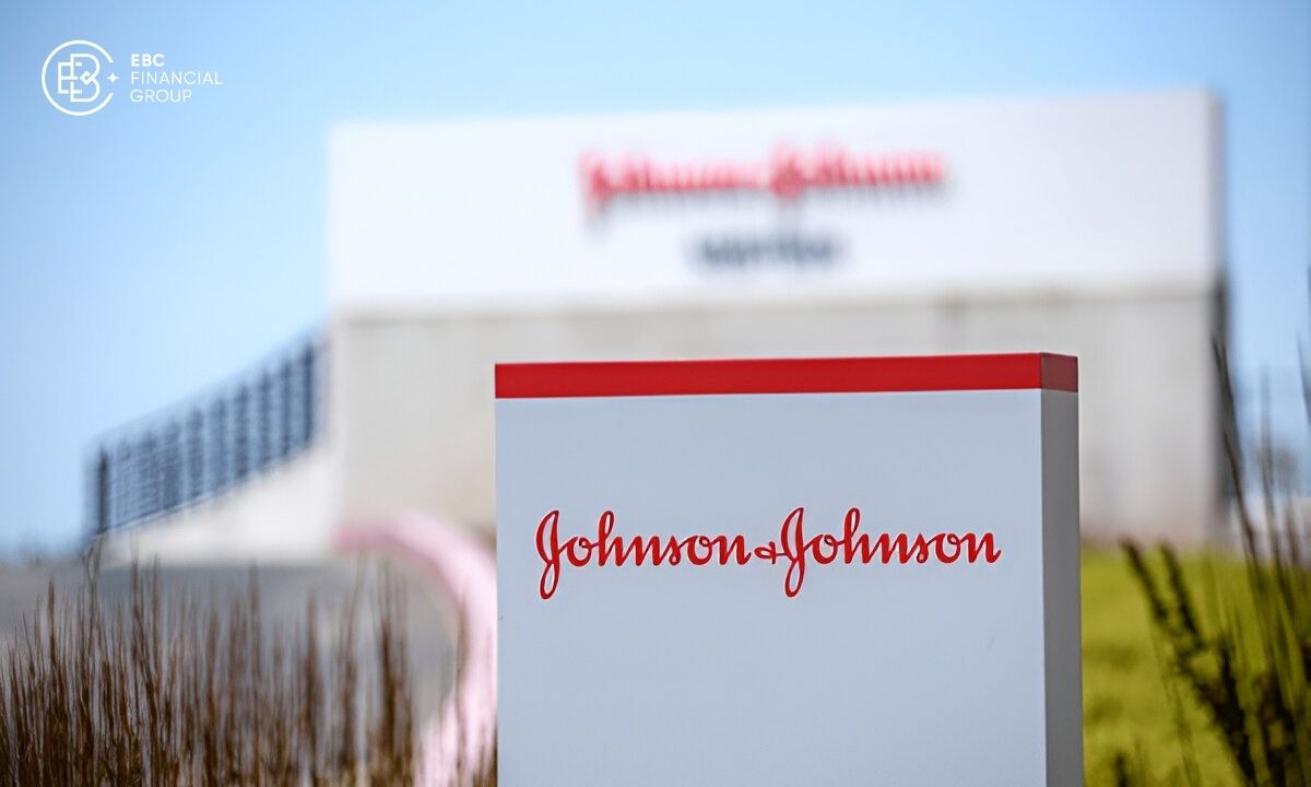 ​Cổ phiếu Johnson & Johnson (NYSE: JNJ) - Đầu tư, Định giá, So sánh, Cách mua