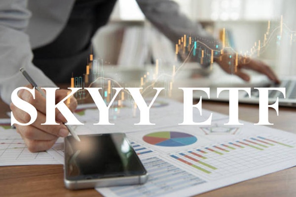 ¿Cómo se compara SKYY ETF con otros ETF de tecnología?