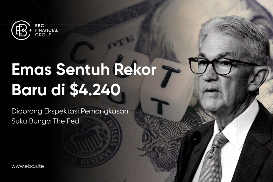 Emas Sentuh Rekor Baru di $4.240, Didorong Ekspektasi Pemangkasan Suku Bunga The Fed