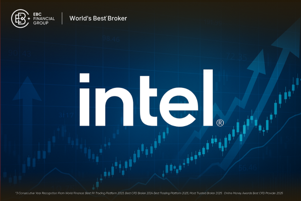 Acciones de Intel suben tras lanzamiento de chip de IA