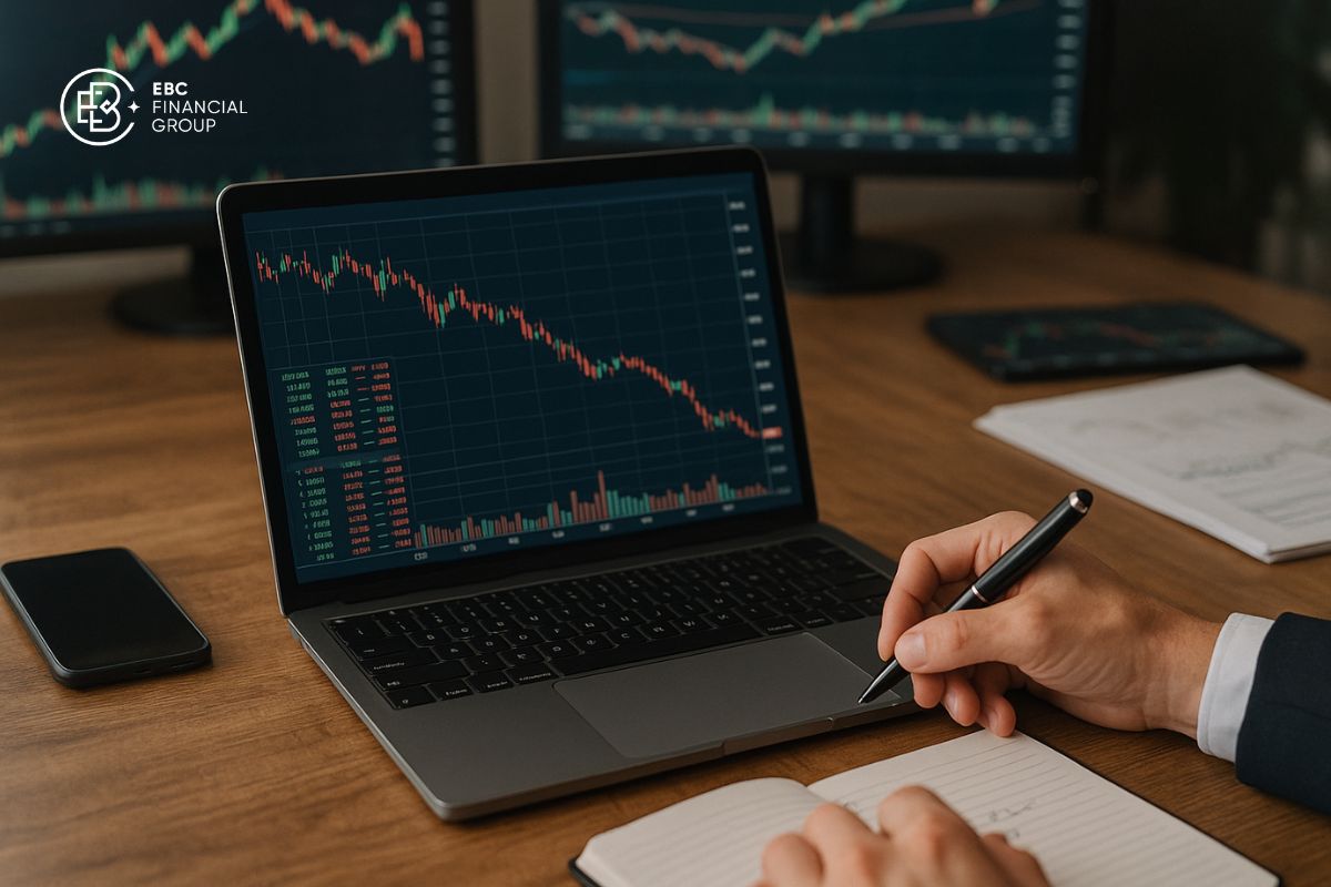 Chứng khoán châu Á đảo chiều cuối phiên 11/12: nỗi lo lãi suất 2026 quay lại, VN-Index giảm mạnh nhưng vẫn bị đánh giá “siêu rẻ”