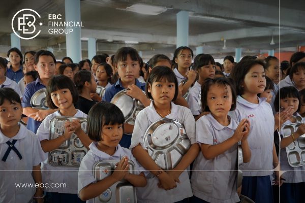 EBC儿童关怀行动：每一份看见，都是点亮未来的星火