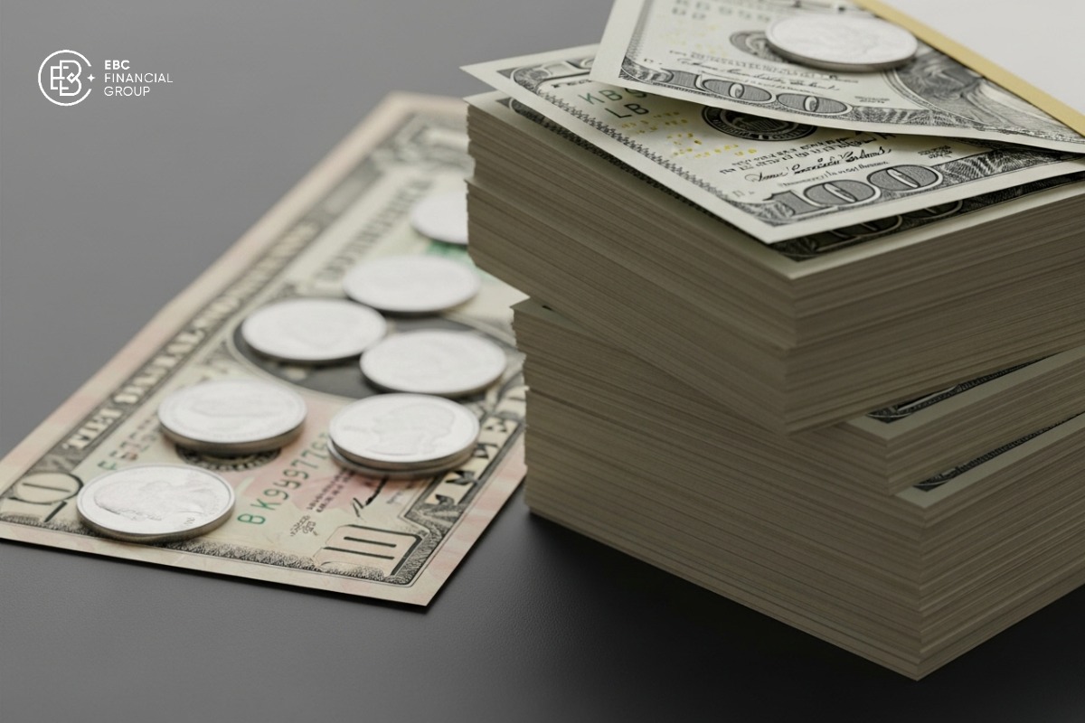 Tỷ giá USD hôm nay: Ngân hàng giảm nhẹ, chợ đen đi ngang