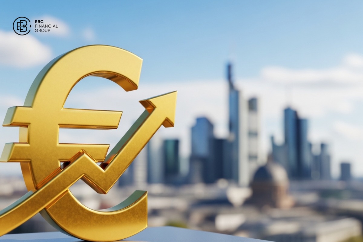 Tỷ giá euro hôm nay tăng hơn 200 đồng tại các ngân hàng, chênh lệch nhẹ so với chợ đen