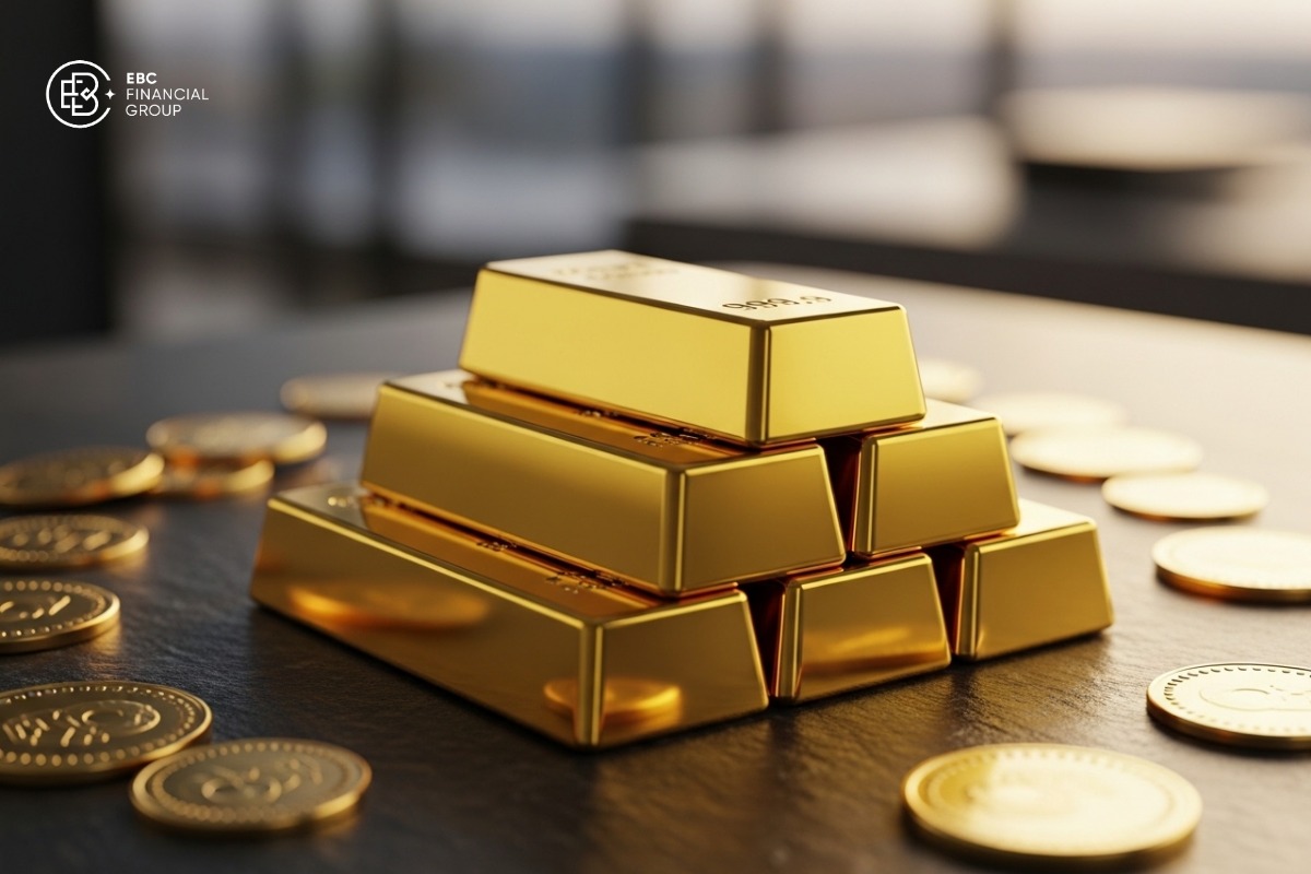 Giá vàng hôm nay: SJC lên 167,9 triệu, chênh thế giới gần 30 triệu